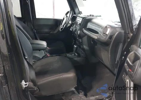 2015 Jeep Wrangler Unlimited Sport из США, поврежденный, VIN 1C4HJWDG5FL670693